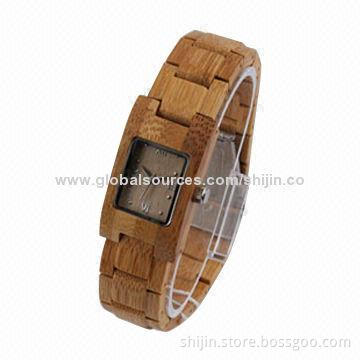 Wooden bamboo watch with square case, for men and women, smart and environmental